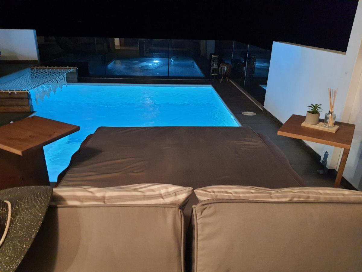 Tramonto Luxury Villa No2 - Breathtaking Sunset View Foiníkion Exterior foto
